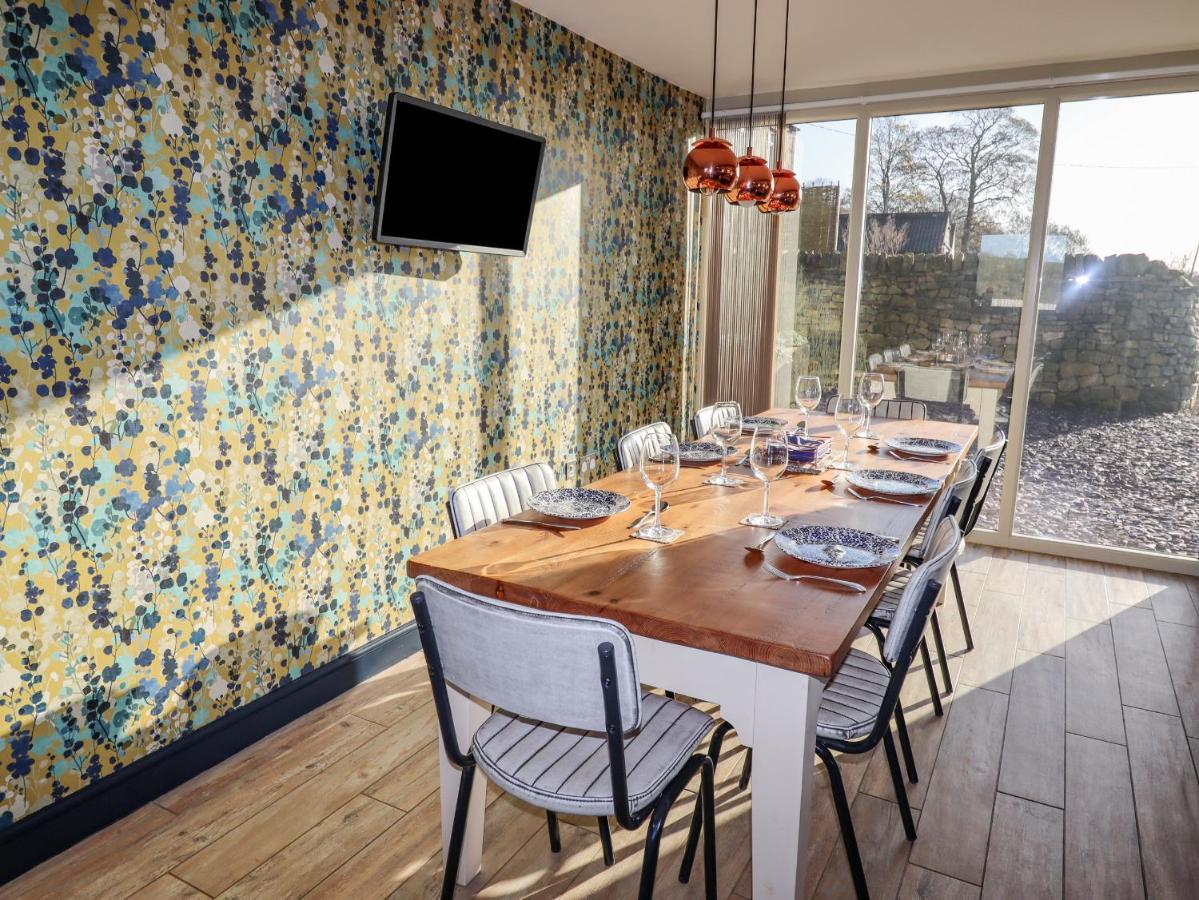 Pastures Barn Villa Leek Bagian luar foto
